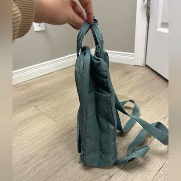 Fjällräven Kånken Mini Daypack Frost Green Excellent Condition main image 4